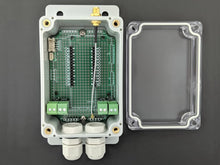 Load image into Gallery viewer, qBox AMC DIY IOT Enclosure Kit (One SMA)
