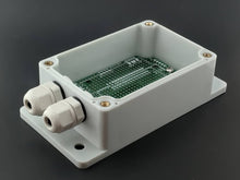 Load image into Gallery viewer, qBox DIY IOT Enclosure Kit (No SMA)