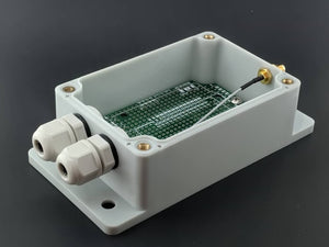 qBox DIY IOT Enclosure Plus Kit (One SMA)